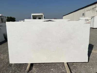 Makrana - 95/sqft Calacatta White Marble Gangsaw Slabs (Bulk Lot) Alternate
