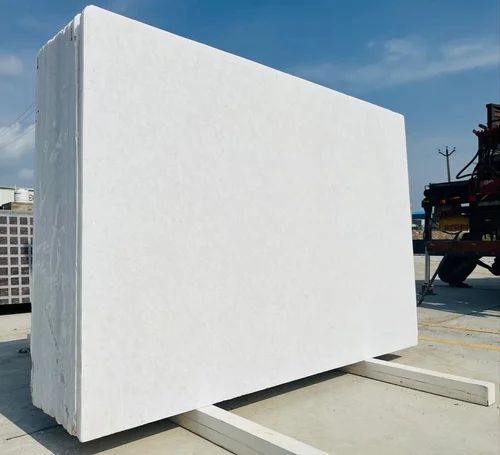 Makrana - 95/sqft Calacatta White Marble Gangsaw Slabs (Bulk Lot)